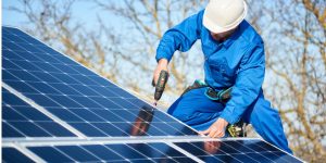 Installation Maintenance Panneaux Solaires Photovoltaïques à Puessans